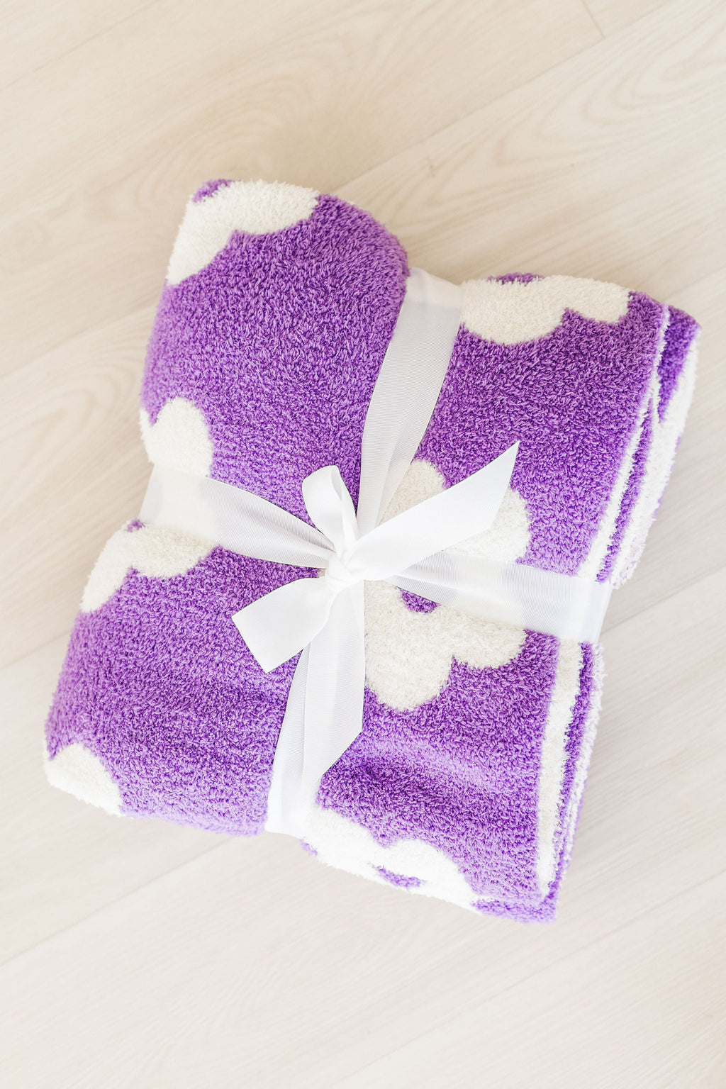 Lilac & Coconut Flower Cozy Blanket