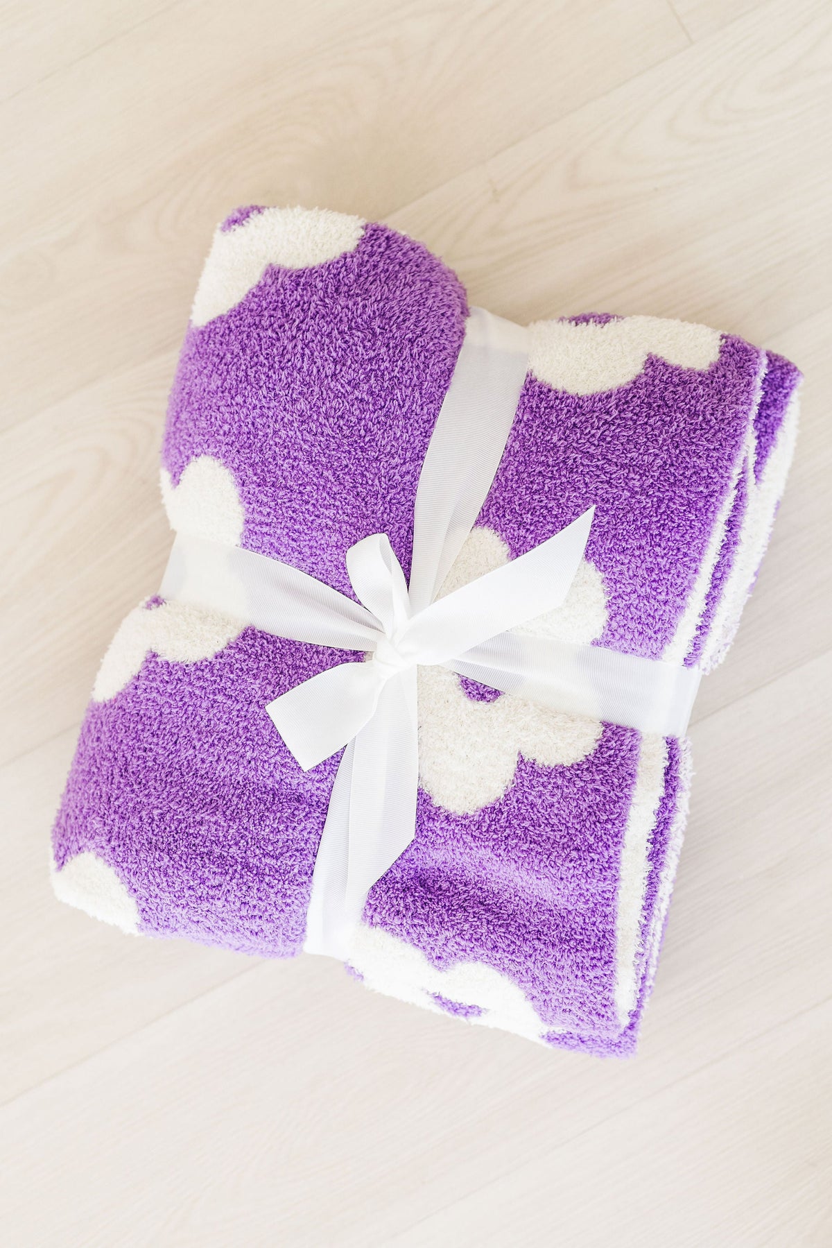 Lilac & Coconut Flower Cozy Blanket